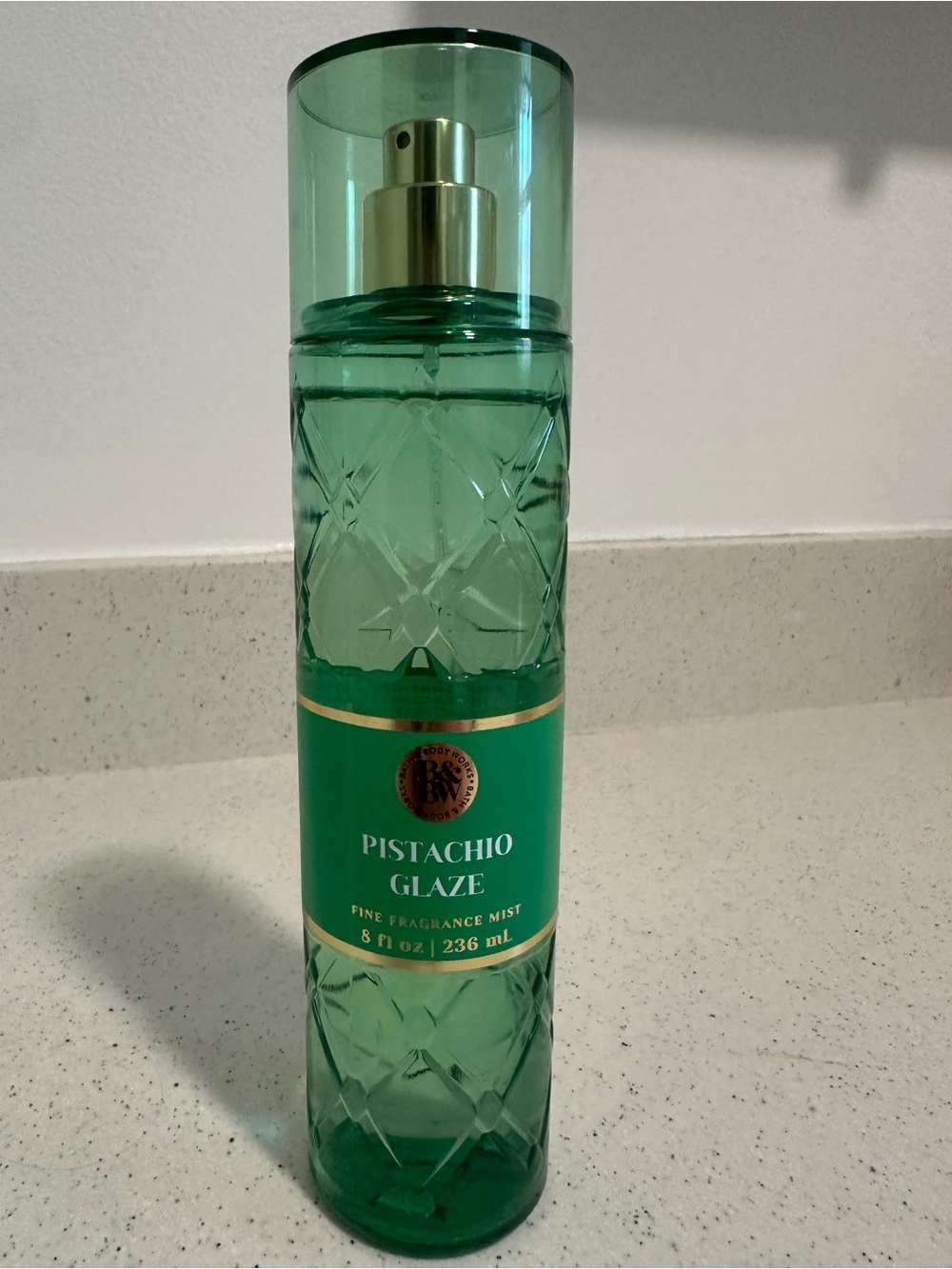 Bath & Body Works Pistachio Glaze Fragrance Mist - Green